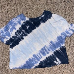 SO crop top. Used- like new